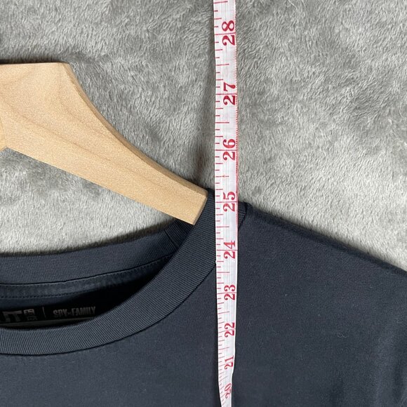 SPY X FAMILY Uniqlo Anime Manga T Shirt Size Medium Medium - Picture 7 of 8